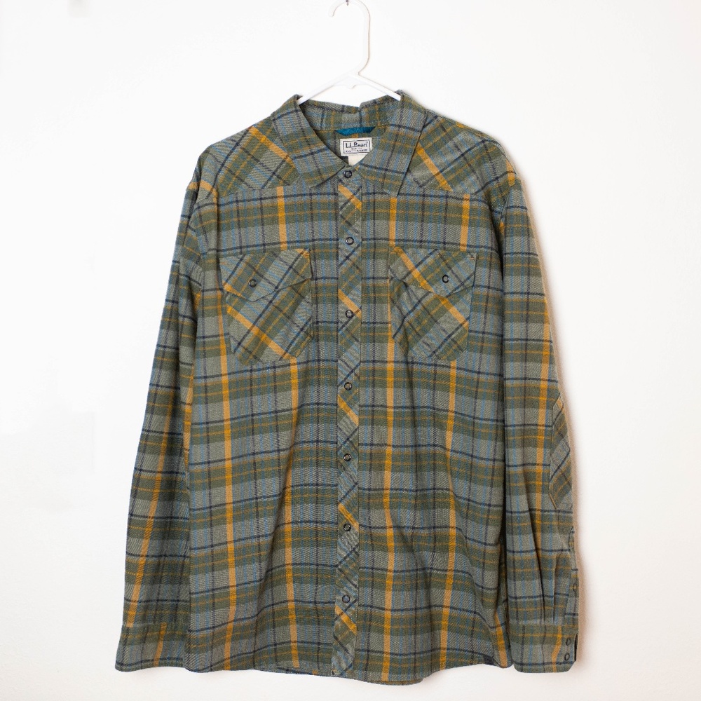 L.L. Bean Slightly Fitted Olive & Gold Katahdin Performance Flannel Shirt